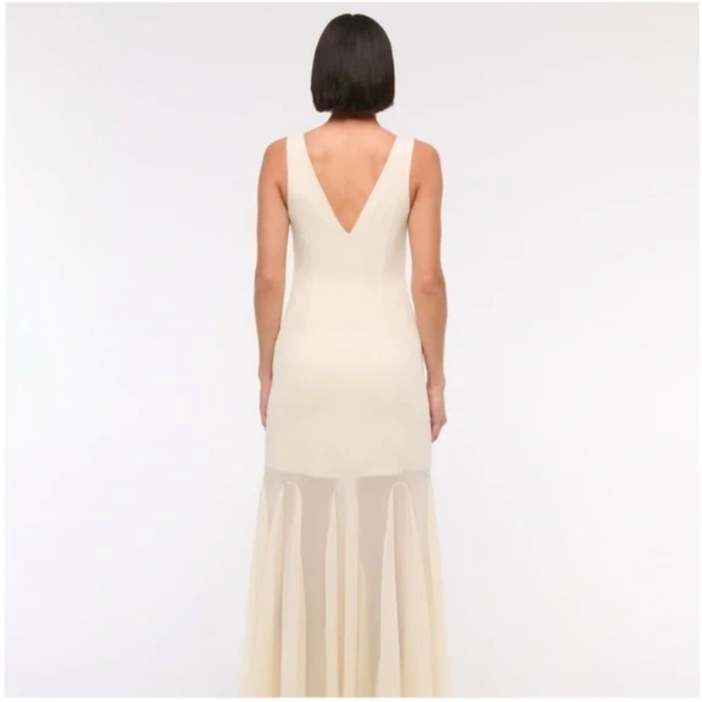 Abercrombie Plunge Godet Skirt Maxi Dress in Ivory Cream - Picture 4 of 9